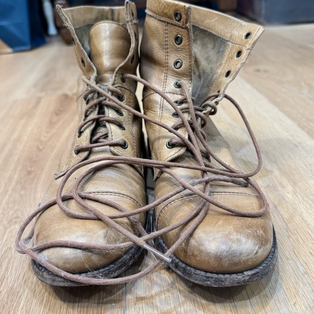 Frye Erin Workboot Camel Soft Vintage Leather - Picture 3 of 10
